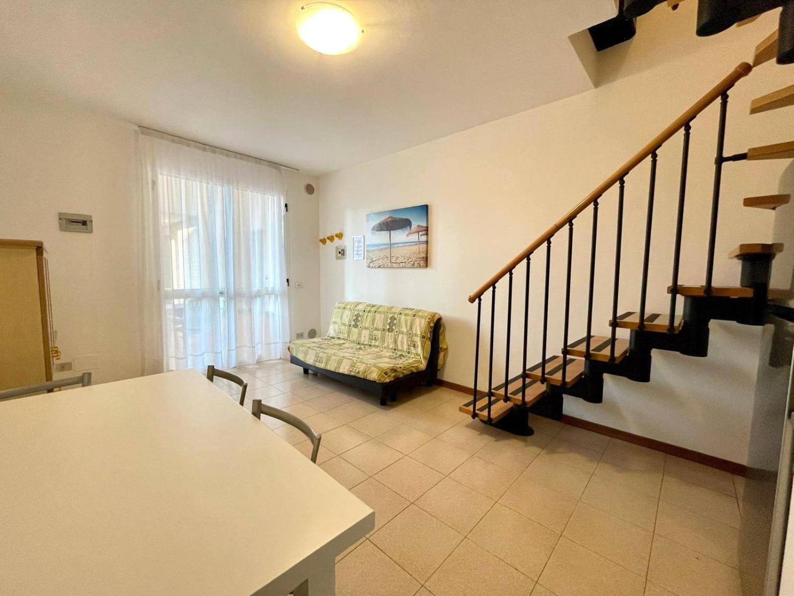 Villaggio Luna Swimmingpool- Agenzia Cocal Caorle Exteriör bild