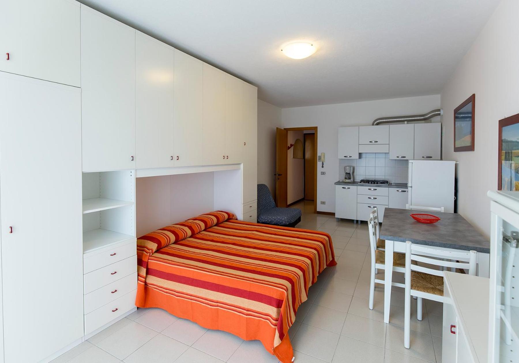 Villaggio Luna Swimmingpool- Agenzia Cocal Caorle Exteriör bild