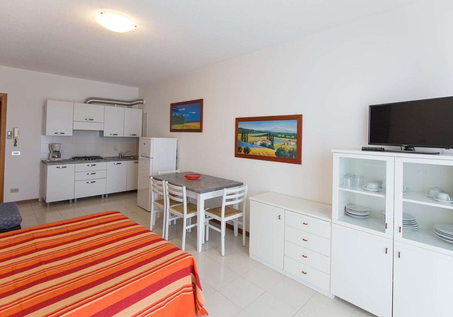 Villaggio Luna Swimmingpool- Agenzia Cocal Caorle Exteriör bild