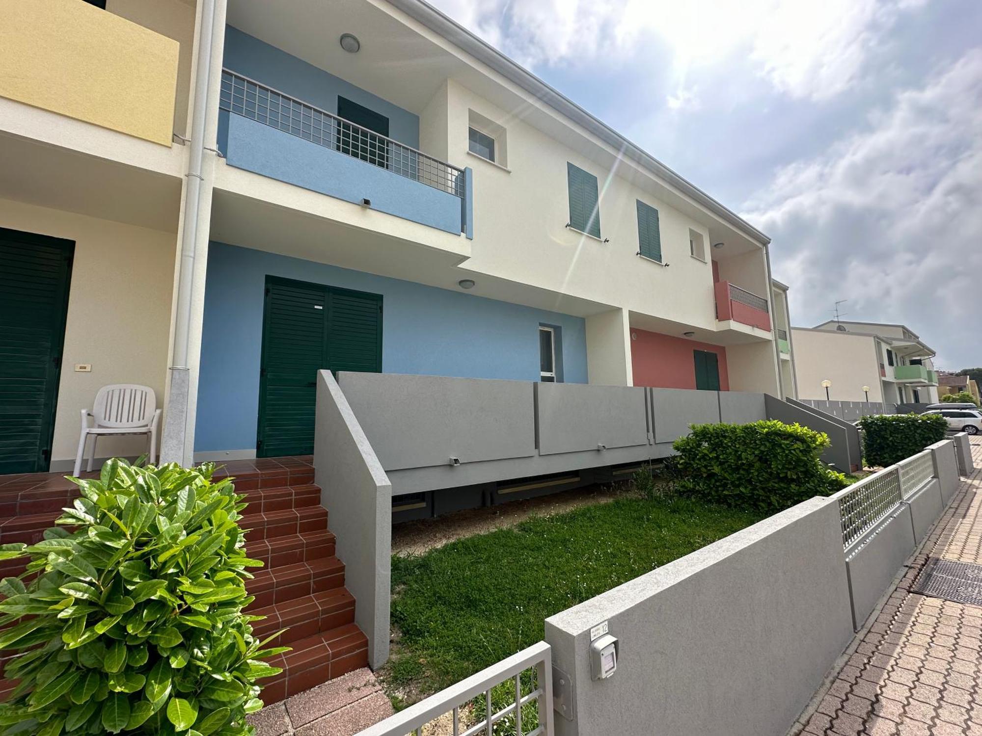 Villaggio Luna Swimmingpool- Agenzia Cocal Caorle Exteriör bild