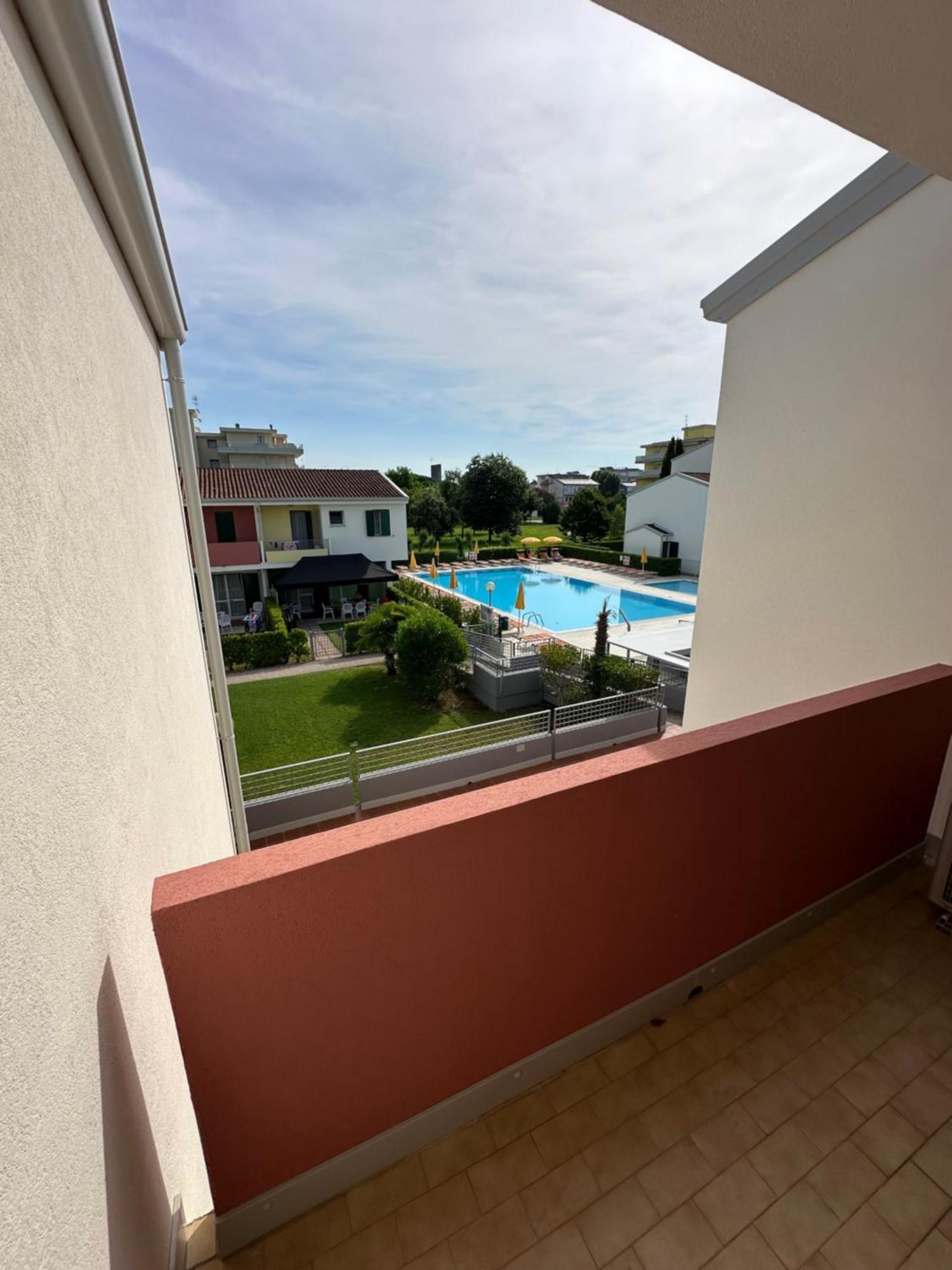 Villaggio Luna Swimmingpool- Agenzia Cocal Caorle Exteriör bild